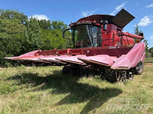 Case IH 2208 Leikkuupöydät
