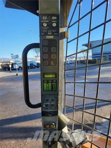 CASE TR270 Liukuohjatut kuormaajat