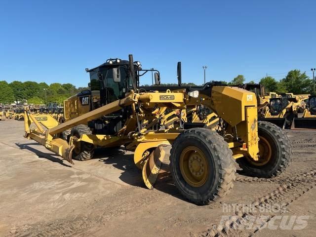 CAT 12M3 Tiehöylät