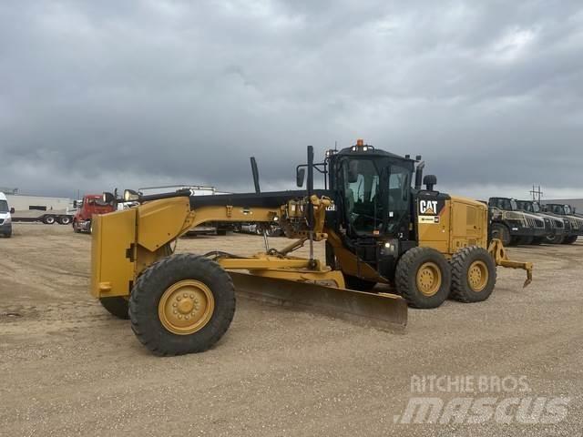 CAT 12M3 Tiehöylät