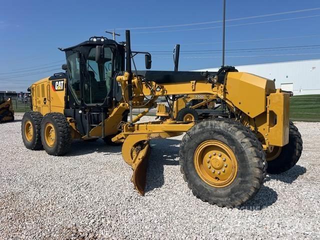 CAT 12M3 Tiehöylät