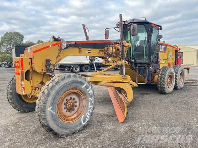 CAT 12M3 Tiehöylät