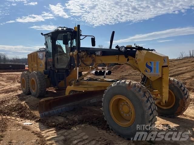 CAT 140 Tiehöylät