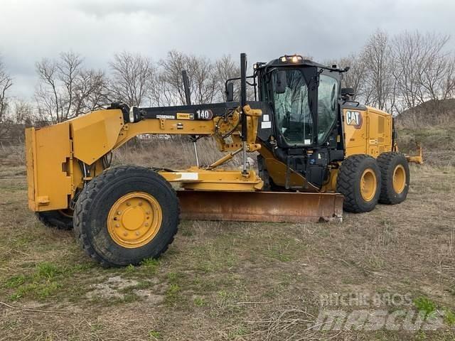 CAT 140AWD Tiehöylät
