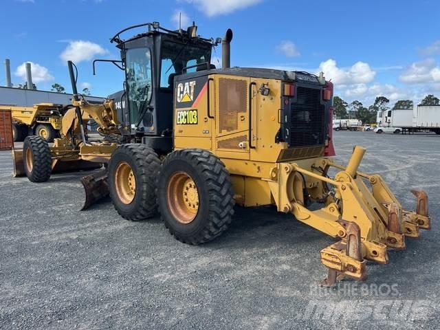 CAT 140M Tiehöylät