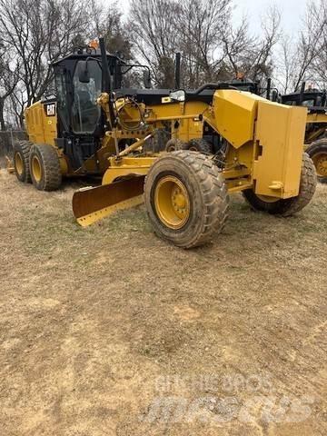 CAT 140M3 Tiehöylät