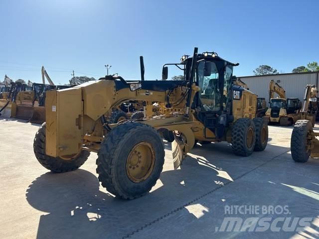 CAT 140M3 Tiehöylät