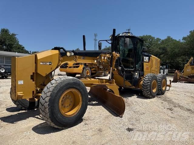 CAT 140M3 Tiehöylät