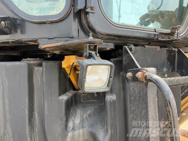 CAT 14M3 Tiehöylät