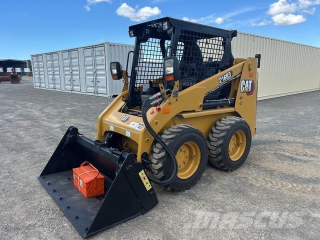 CAT 216B3 Liukuohjatut kuormaajat