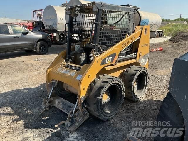 CAT 226B3 Liukuohjatut kuormaajat
