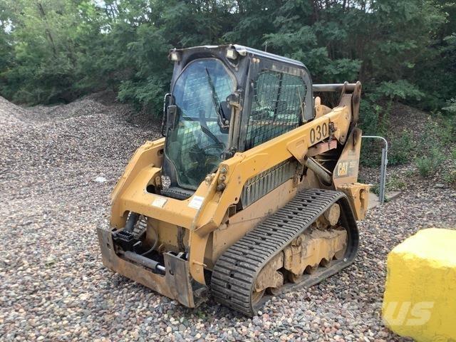 CAT 259D Liukuohjatut kuormaajat