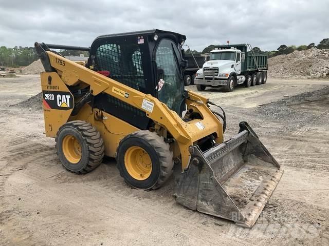 CAT 262D Liukuohjatut kuormaajat