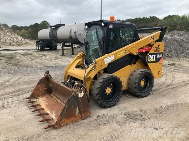 CAT 262D Liukuohjatut kuormaajat