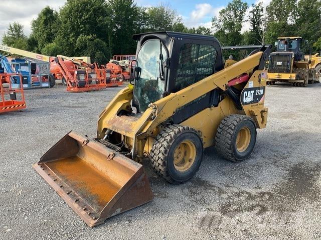 CAT 272D Liukuohjatut kuormaajat