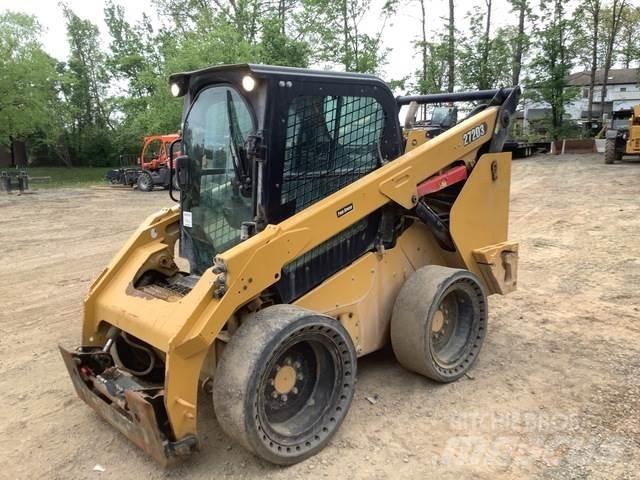 CAT 272D3 Liukuohjatut kuormaajat