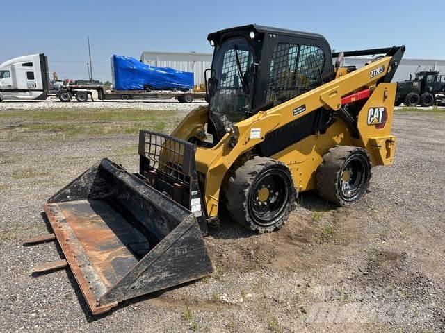 CAT 272D3 Liukuohjatut kuormaajat