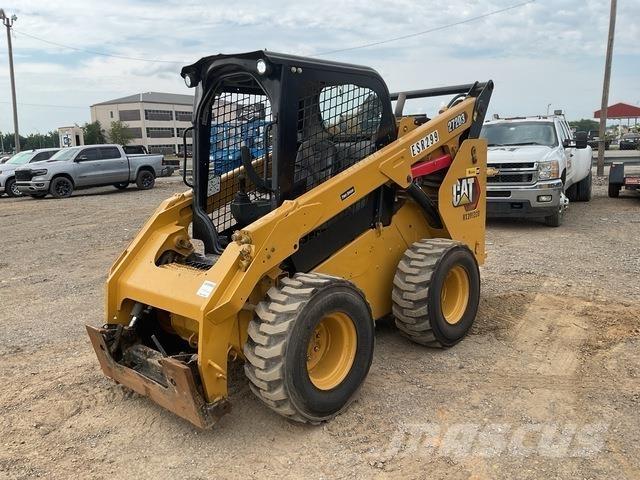 CAT 272D3 Liukuohjatut kuormaajat