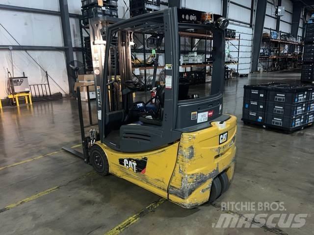 CAT 2ET3000 Sähkötrukit