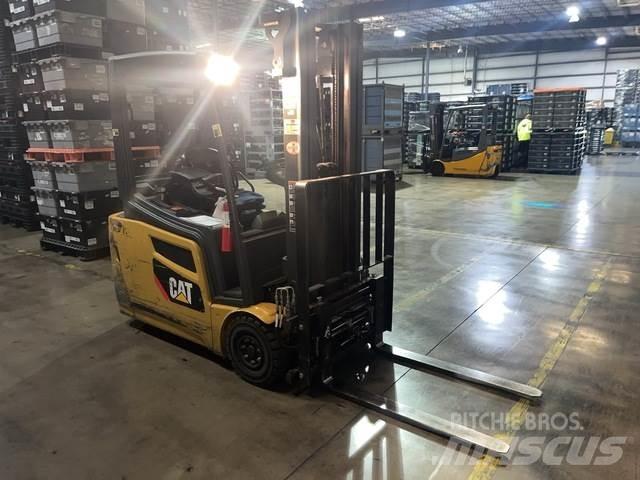 CAT 2ET3000 Sähkötrukit