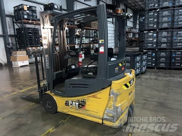 CAT 2ET3000 Sähkötrukit