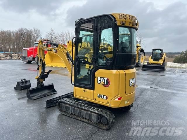 CAT 301.8 Telakaivukoneet
