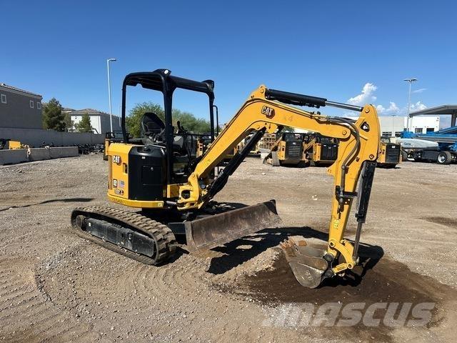 CAT 302.7 Telakaivukoneet