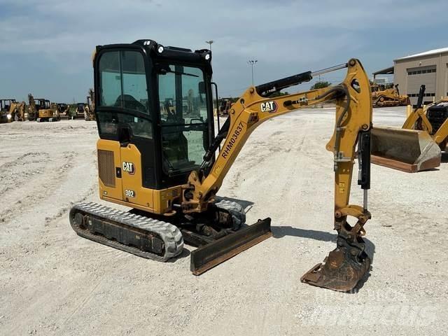 CAT 302 CR Telakaivukoneet