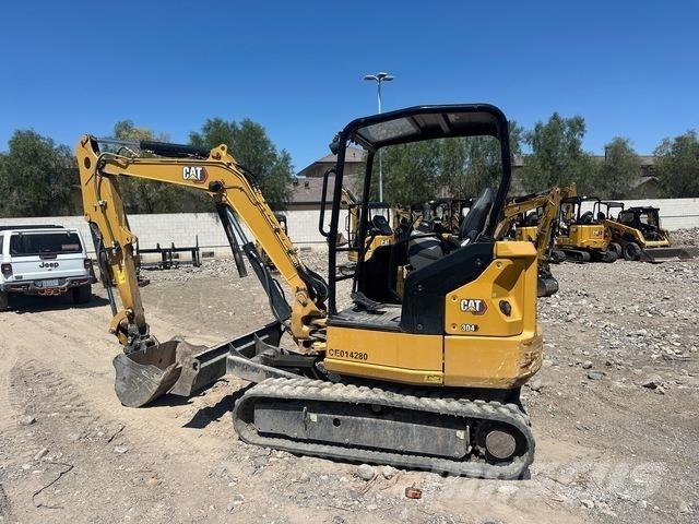 CAT 304 Telakaivukoneet