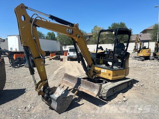CAT 304 Telakaivukoneet