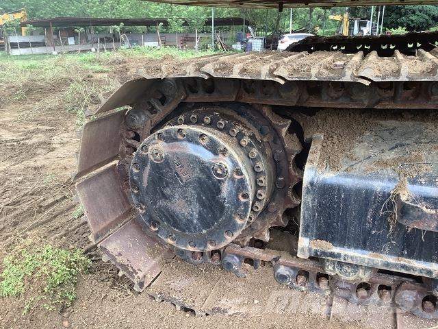 CAT 320 Telakaivukoneet