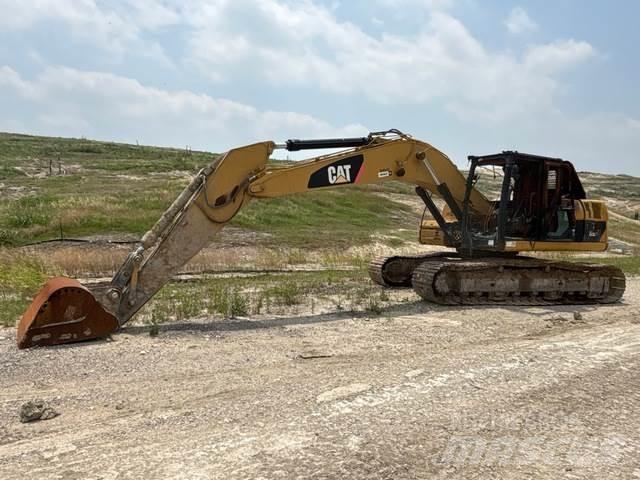 CAT 320D Telakaivukoneet