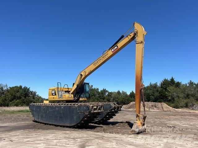 CAT 320E Telakaivukoneet