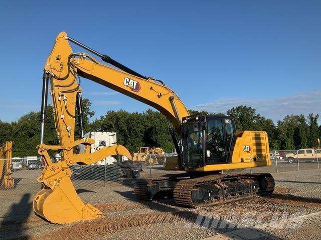 CAT 323 Telakaivukoneet