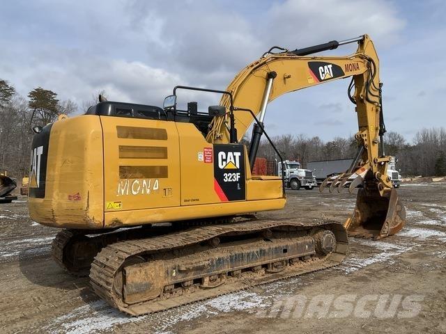 CAT 323F Telakaivukoneet