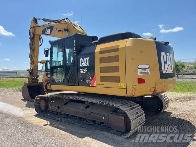 CAT 323F L Telakaivukoneet