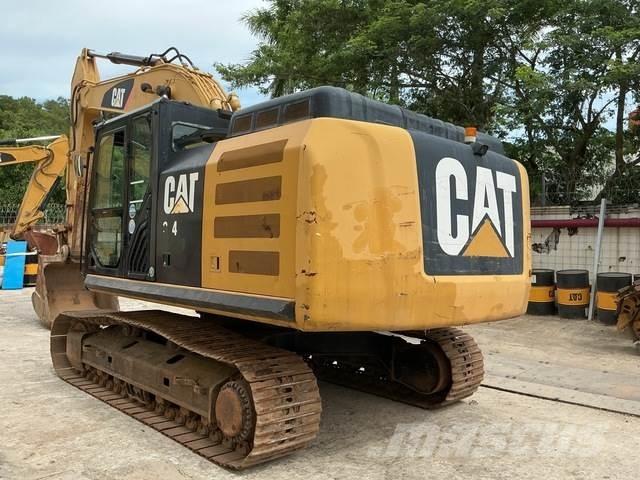 CAT 324E Telakaivukoneet