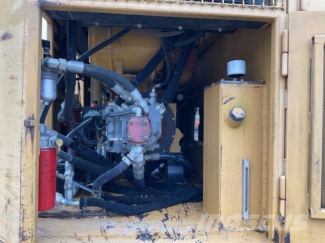 CAT 325FLCR Telakaivukoneet