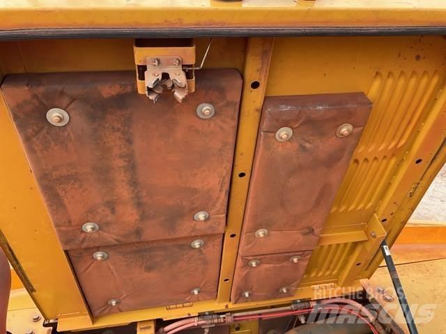 CAT 336 Telakaivukoneet