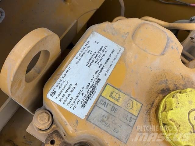 CAT 350 Telakaivukoneet