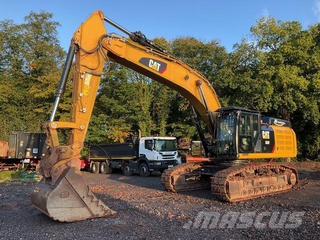CAT 352F Telakaivukoneet
