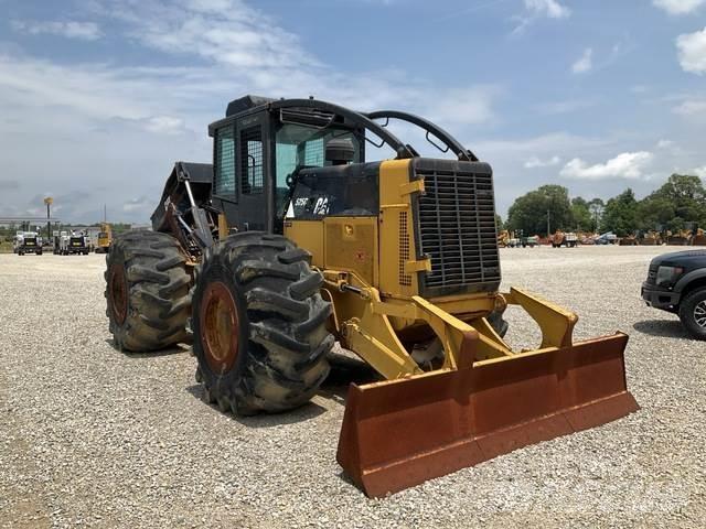 CAT 525C Juontokoneet
