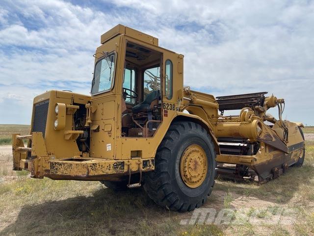 CAT 623B Kaavinvaunut