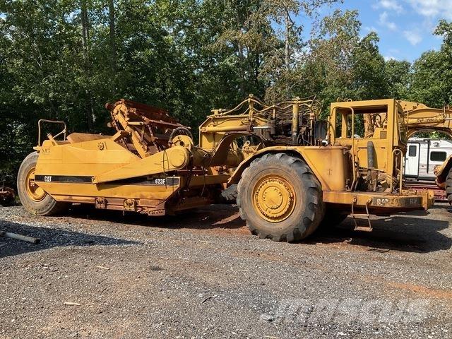 CAT 623F Kaavinvaunut
