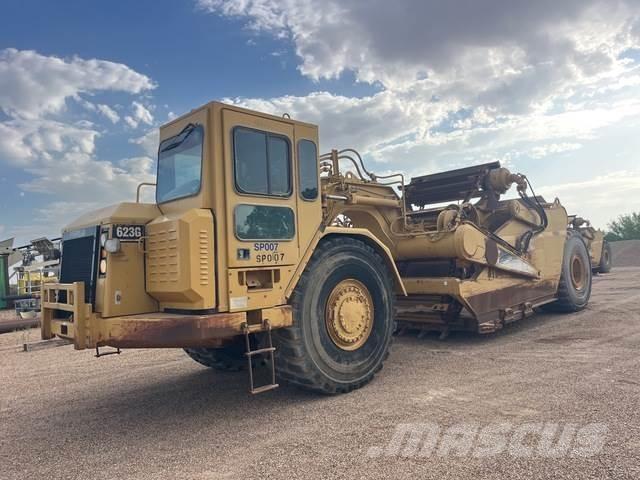 CAT 623G Kaavinvaunut