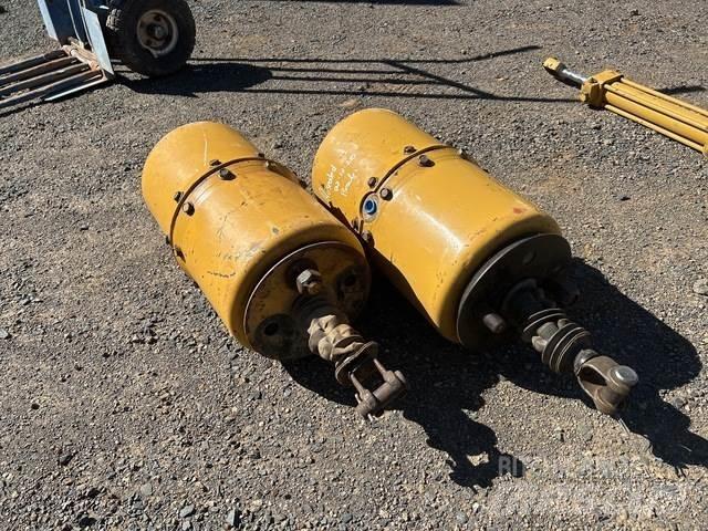 CAT 657E Muut