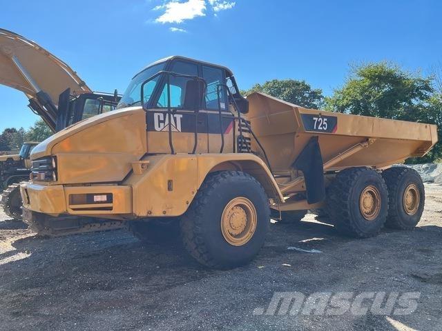 CAT 725 Dumpperit