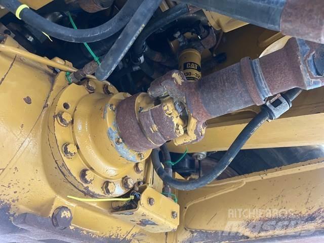 CAT 730 Vesisäiliöautot