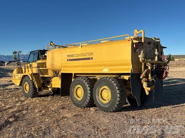 CAT 730C Vesisäiliöautot