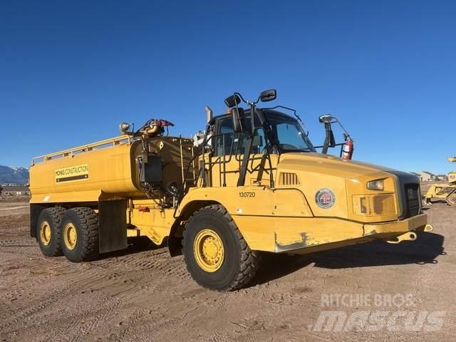 CAT 730C Vesisäiliöautot